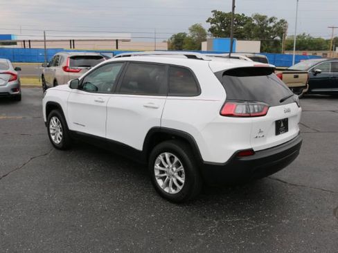 Used 2021 Jeep Cherokee Latitude image 8