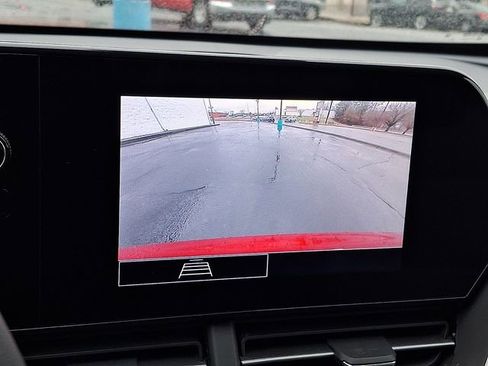 Used 2024 Chevrolet Trax LS w/ LS Convenience Package image 17