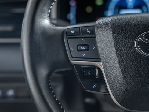 Certified 2025 Toyota Camry SE image 31