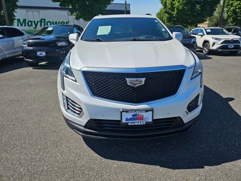 Used 2020 Cadillac XT5 Sportv image 2