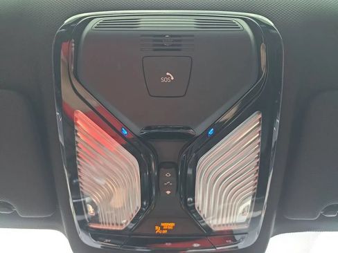 Used 2018 BMW 530i RWD image 38