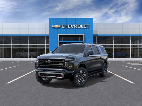 New 2026 Chevrolet Suburban Z71 w/ Comfort Package AWD/4WD image 8