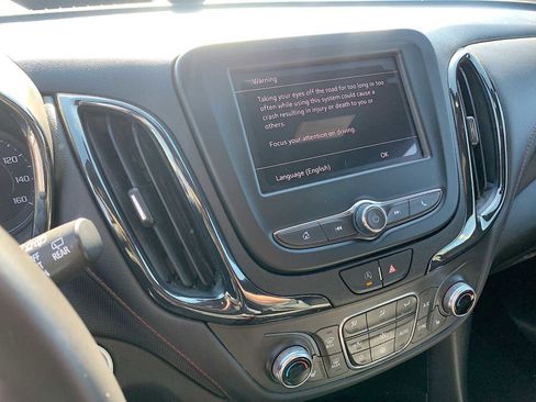 Certified 2022 Chevrolet Equinox RS image 13