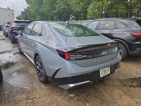 Used 2025 Hyundai Sonata SEL FWD image 8