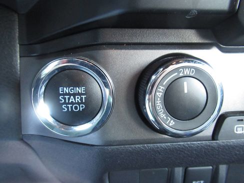 Used 2021 Toyota Tacoma 4x4 Double Cab w/ Tacoma SR5 Package image 30