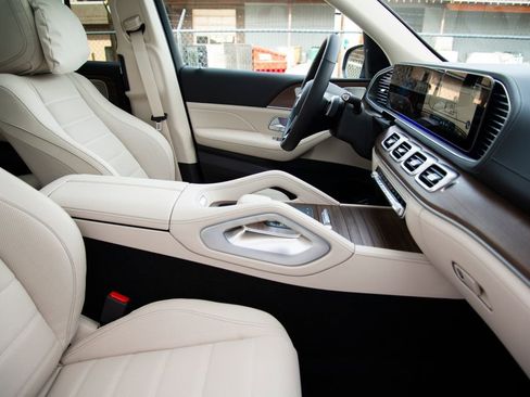 New 2026 Mercedes-Benz GLE 450 4MATIC image 19