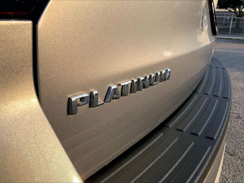 Used 2023 Ford Expedition Max Platinum AWD/4WD image 10