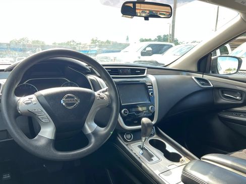 Used 2017 Nissan Murano S w/ Navigation Package AWD/4WD image 14