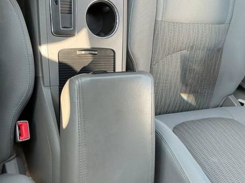 Used 2014 Chevrolet Traverse LS image 10