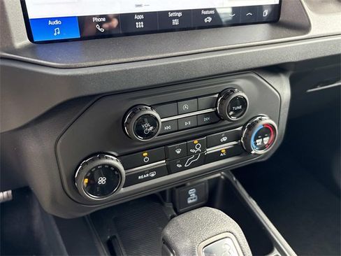 New 2025 Ford Bronco 4-Door image 27