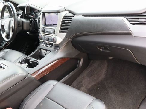 Used 2018 GMC Yukon XL SLT w/ Premium Edition RWD image 36