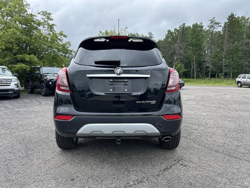 Used 2019 Buick Encore Sport Touring w/ Safety Package AWD/4WD image 5