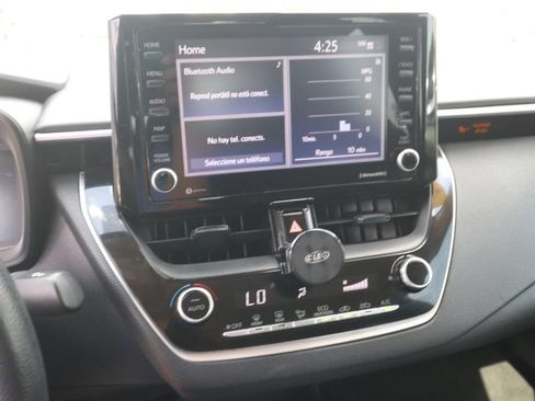 Used 2022 Toyota Corolla LE FWD image 19