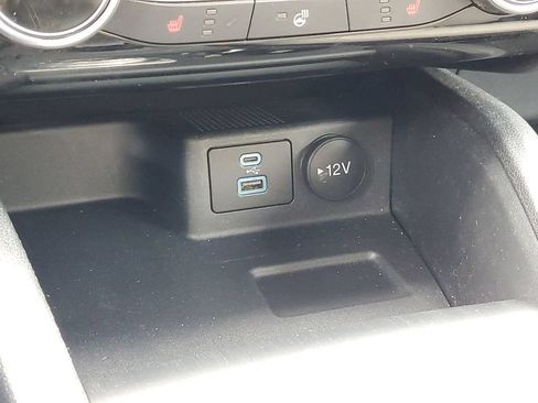 Certified 2022 Ford Escape SE w/ Cold Weather Package AWD/4WD image 31