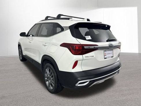 Used 2021 Kia Seltos S FWD image 32