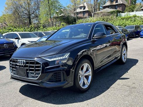 Used 2019 Audi Q8 Premium Plus w/ Premium Plus AWD/4WD image 6