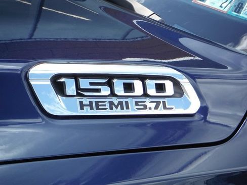 Certified 2019 RAM 1500 Big Horn AWD/4WD image 5
