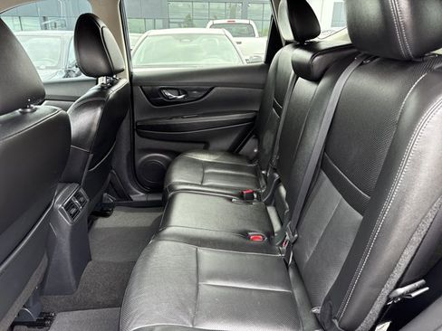 Used 2018 Nissan Rogue SL FWD image 6