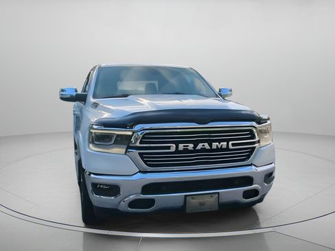 Used 2019 RAM 1500 Laramie AWD/4WD image 7