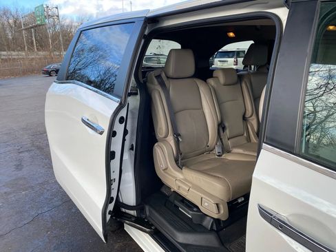 Used 2021 Honda Odyssey Touring image 22