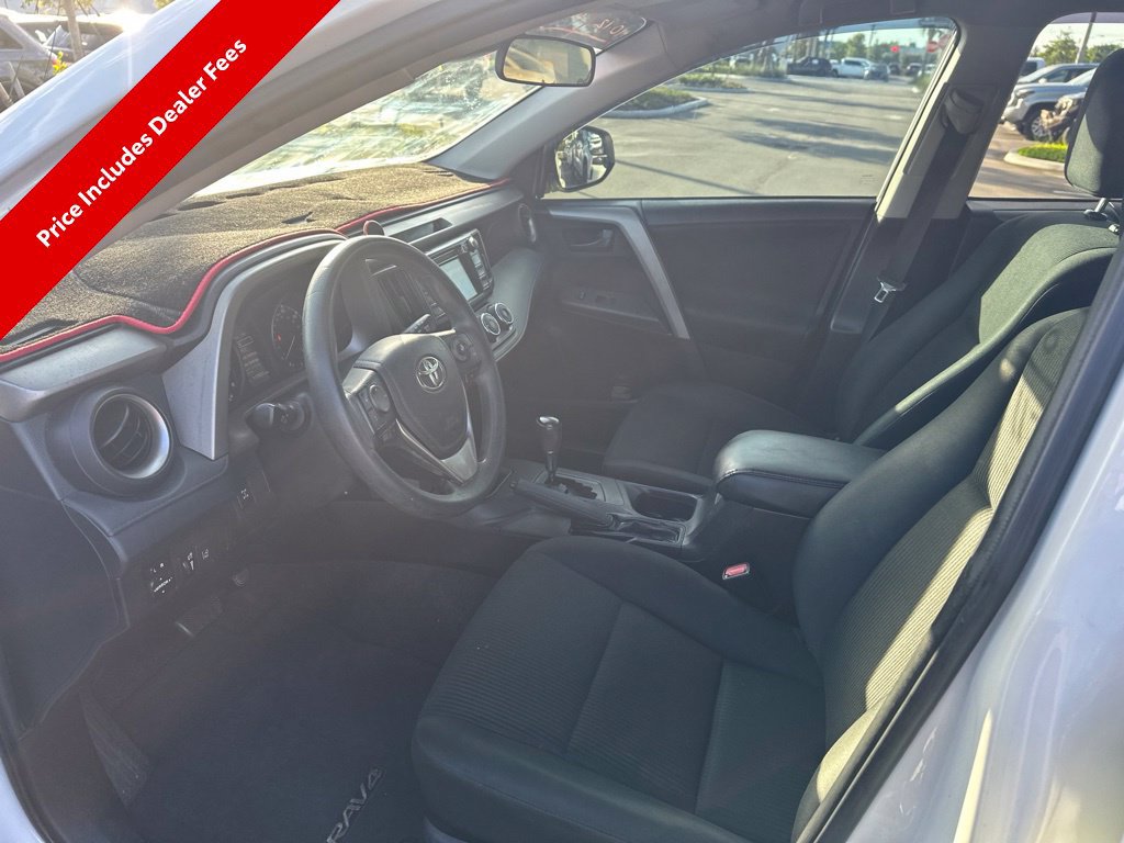 Used 2017 Toyota RAV4 LE AWD/4WD image 9