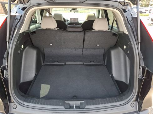 Certified 2025 Honda CR-V EX image 29