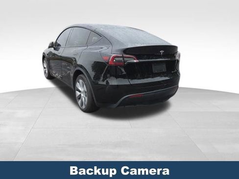 Used 2023 Tesla Model Y Long Range AWD/4WD image 5
