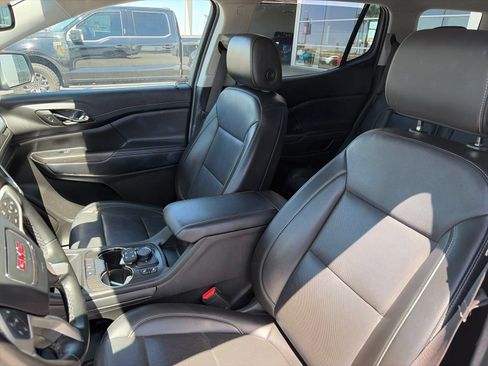 Used 2023 GMC Acadia SLT AWD/4WD image 9