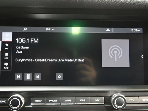Used 2019 Porsche Macan S AWD/4WD image 25