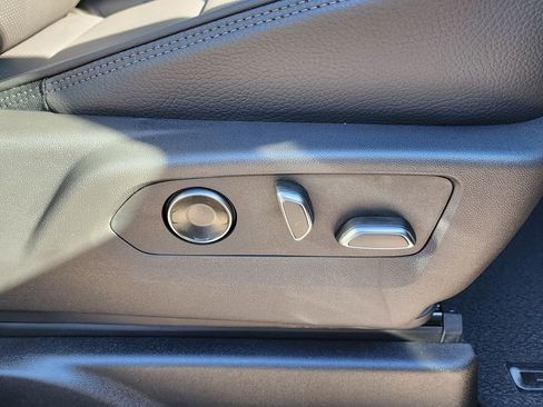 New 2026 GMC Yukon XL Denali w/ Denali Reserve Package image 48