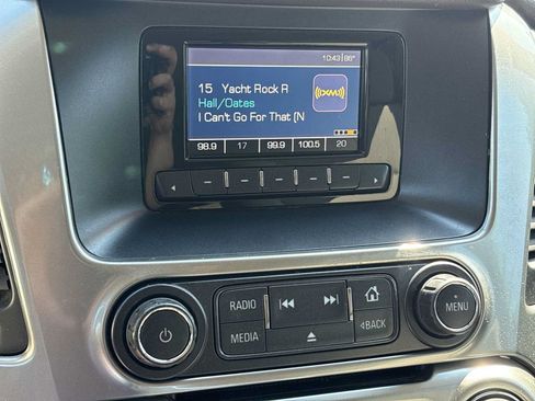 Used 2015 Chevrolet Tahoe LS RWD image 13