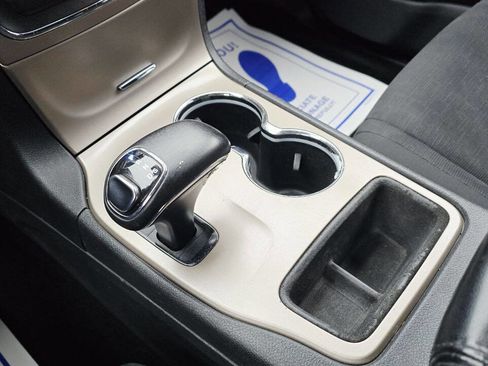 Used 2014 Jeep Grand Cherokee Laredo image 20