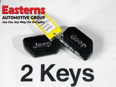 Used 2023 Jeep Wrangler Unlimited AWD/4WD image 24