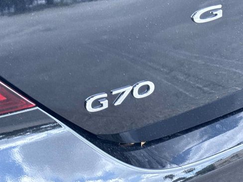 Used 2023 Genesis G70 2.0T RWD image 10
