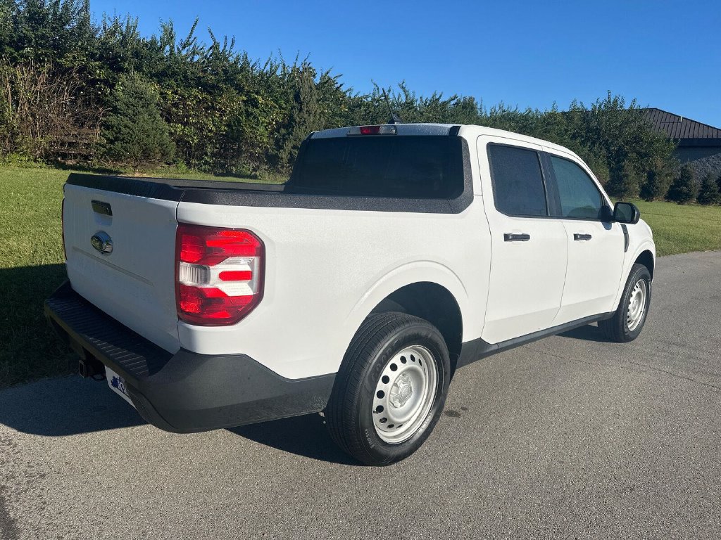 Used 2022 Ford Maverick XL FWD image 15