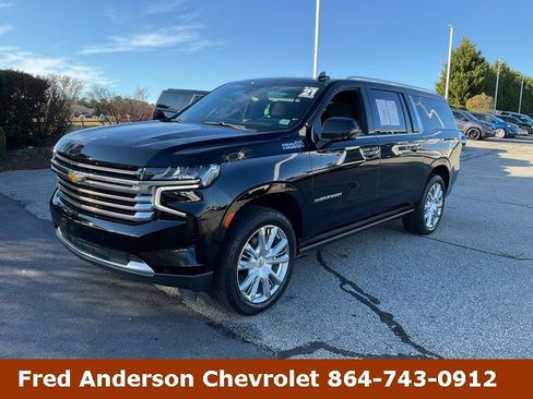 Used 2021 Chevrolet Suburban High Country image 1