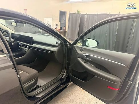 Used 2025 Hyundai Sonata SEL FWD image 20