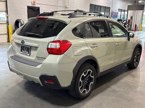Used 2016 Subaru Crosstrek 2.0i Limited AWD/4WD image 4