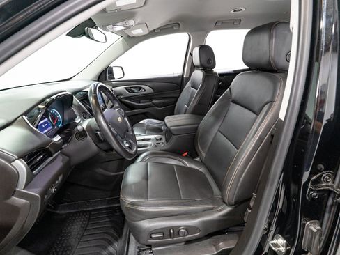 Used 2021 Chevrolet Traverse LT AWD/4WD image 14