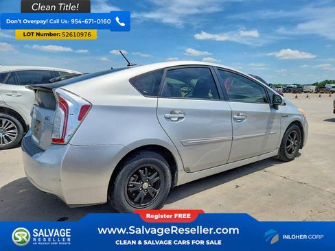 Used 2012 Toyota Prius Three FWD image 4