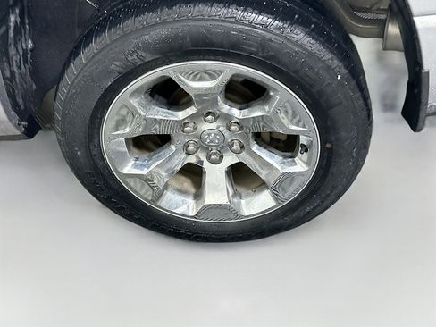 Used 2022 RAM 1500 Big Horn AWD/4WD image 11