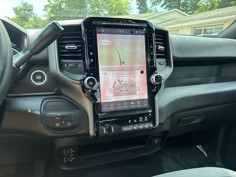 New 2026 RAM 2500 Tradesman AWD/4WD image 17