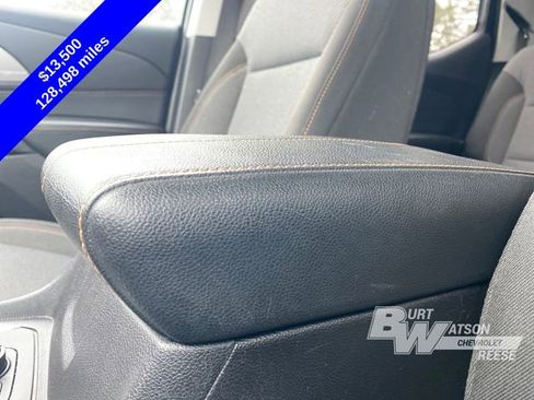 Used 2018 Chevrolet Traverse LT w/ LPO, Floor Liner Package image 18