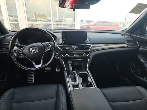 Used 2020 Honda Accord Sport image 11