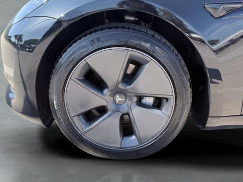 Used 2023 Tesla Model 3 Standard Range RWD image 12
