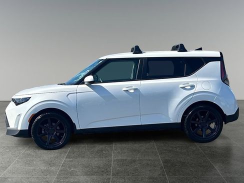 Used 2024 Kia Soul LX w/ Option Group 015 FWD image 5