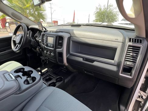 Used 2015 RAM 2500 Tradesman w/ Chrome Appearance Group AWD/4WD image 23