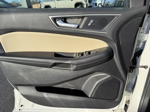 Used 2021 Ford Edge SEL w/ Convenience Package image 13