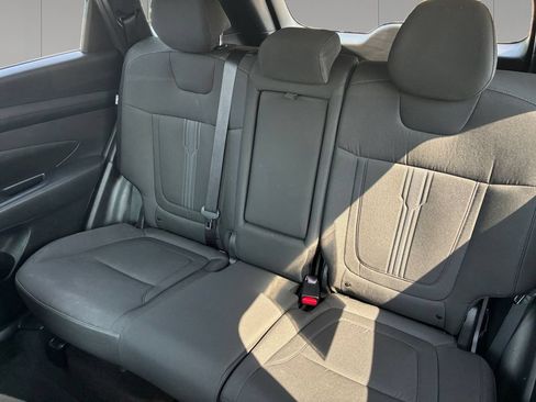 Used 2025 Hyundai Tucson SEL AWD/4WD image 16