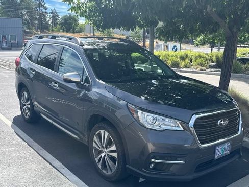 Used 2019 Subaru Ascent Touring AWD/4WD image 1